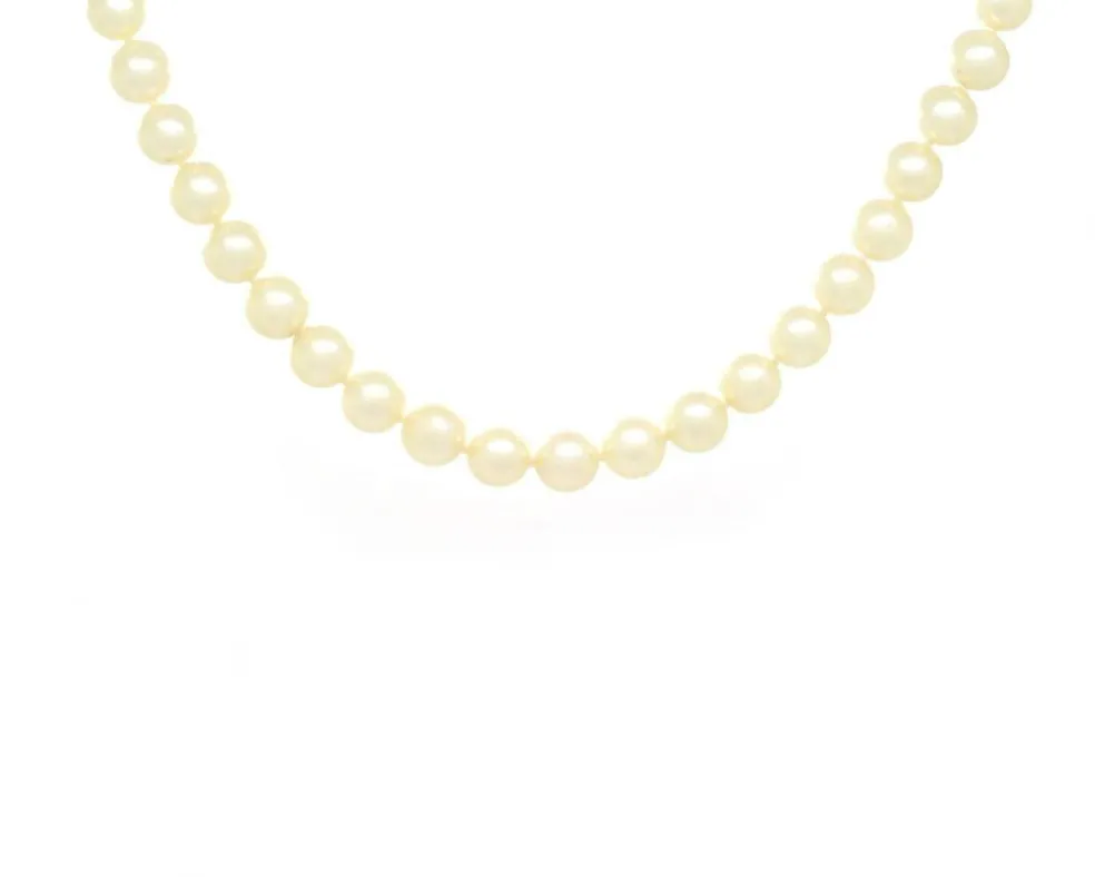Collier de perles du Japon avec fermoir en or blanc