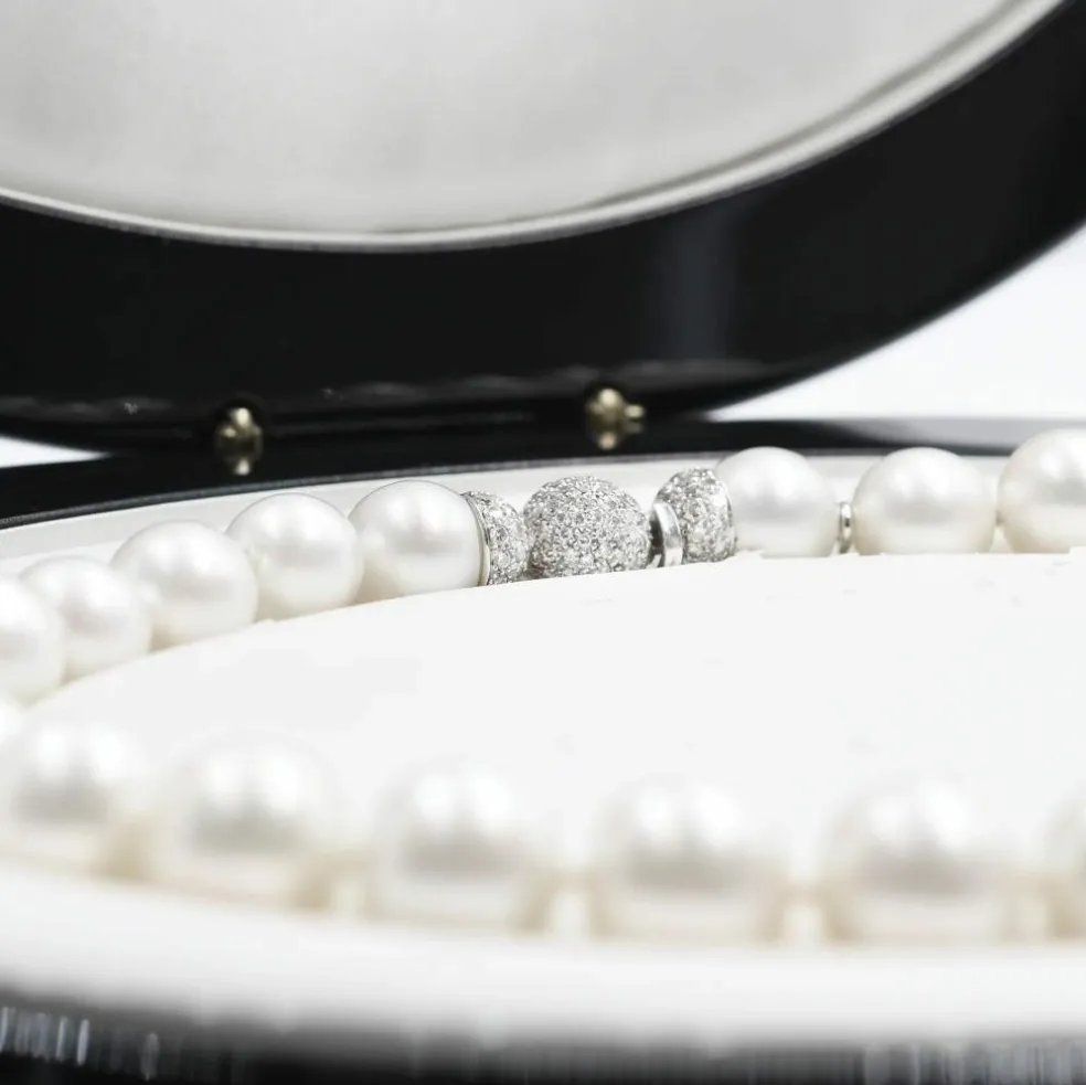 Collier de perles Mikimoto