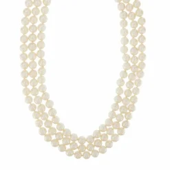 Collier de perles trois rangs