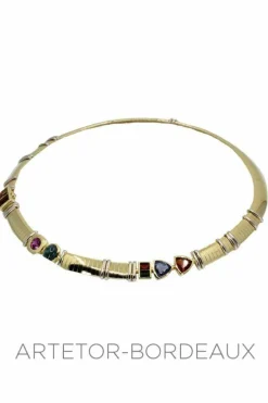 Collier de pierres fines maille oméga
