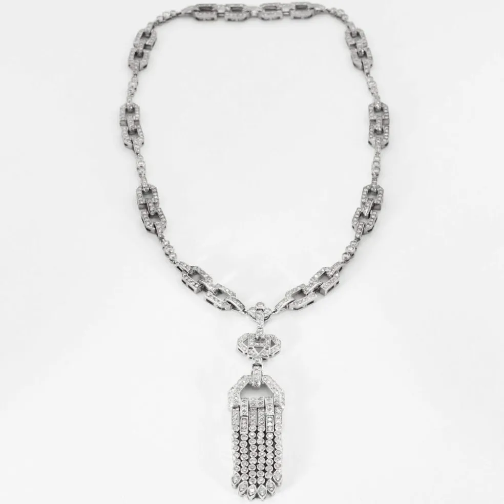 Collier de style Art Déco or blanc et diamants