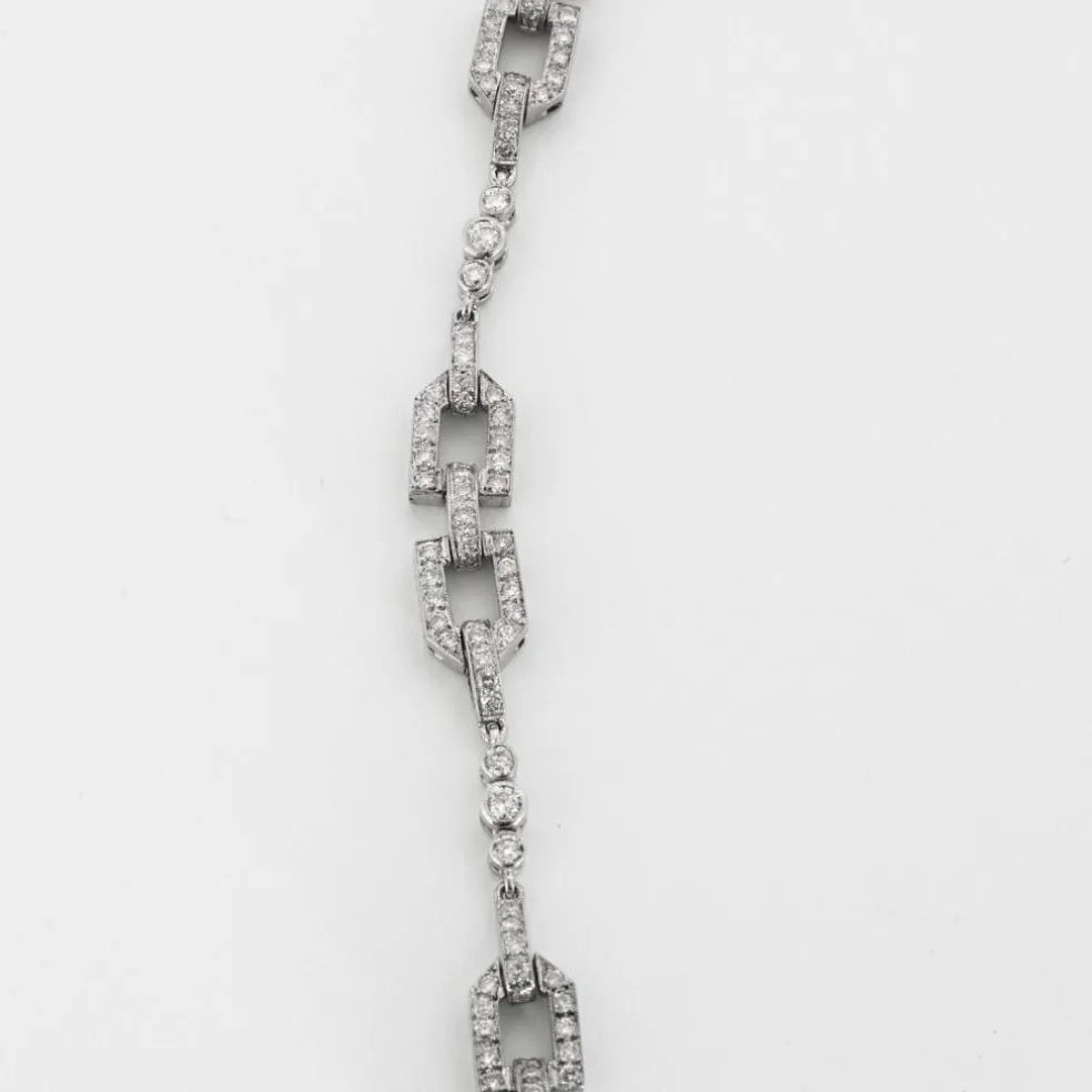 Collier de style Art Déco or blanc et diamants