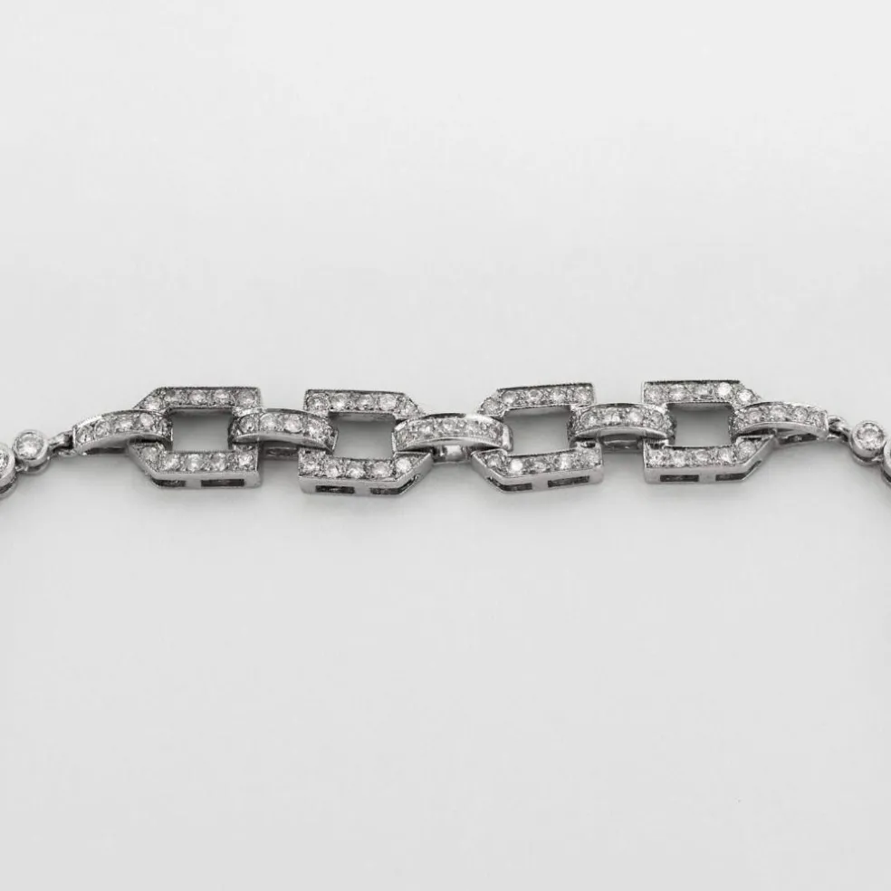 Collier de style Art Déco or blanc et diamants