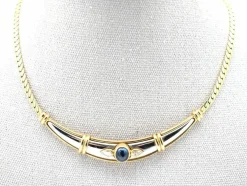 Collier deux ors avec saphir cabochon et diamant