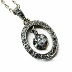 Collier diamant en pampille