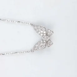 Collier diamant papillon