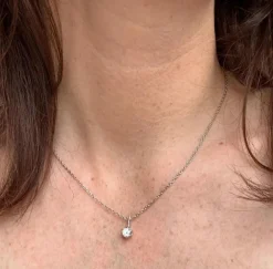 Collier diamant solitaire
