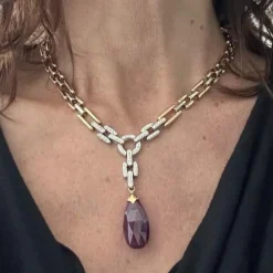 Collier diamants et rubis goutte