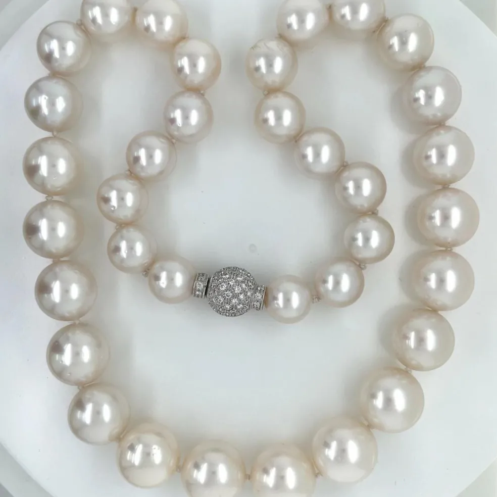 Collier Diamants Perles blanches d'Australie