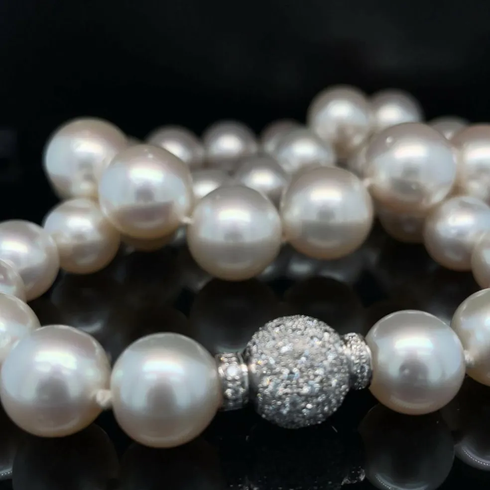 Collier Diamants Perles blanches d'Australie