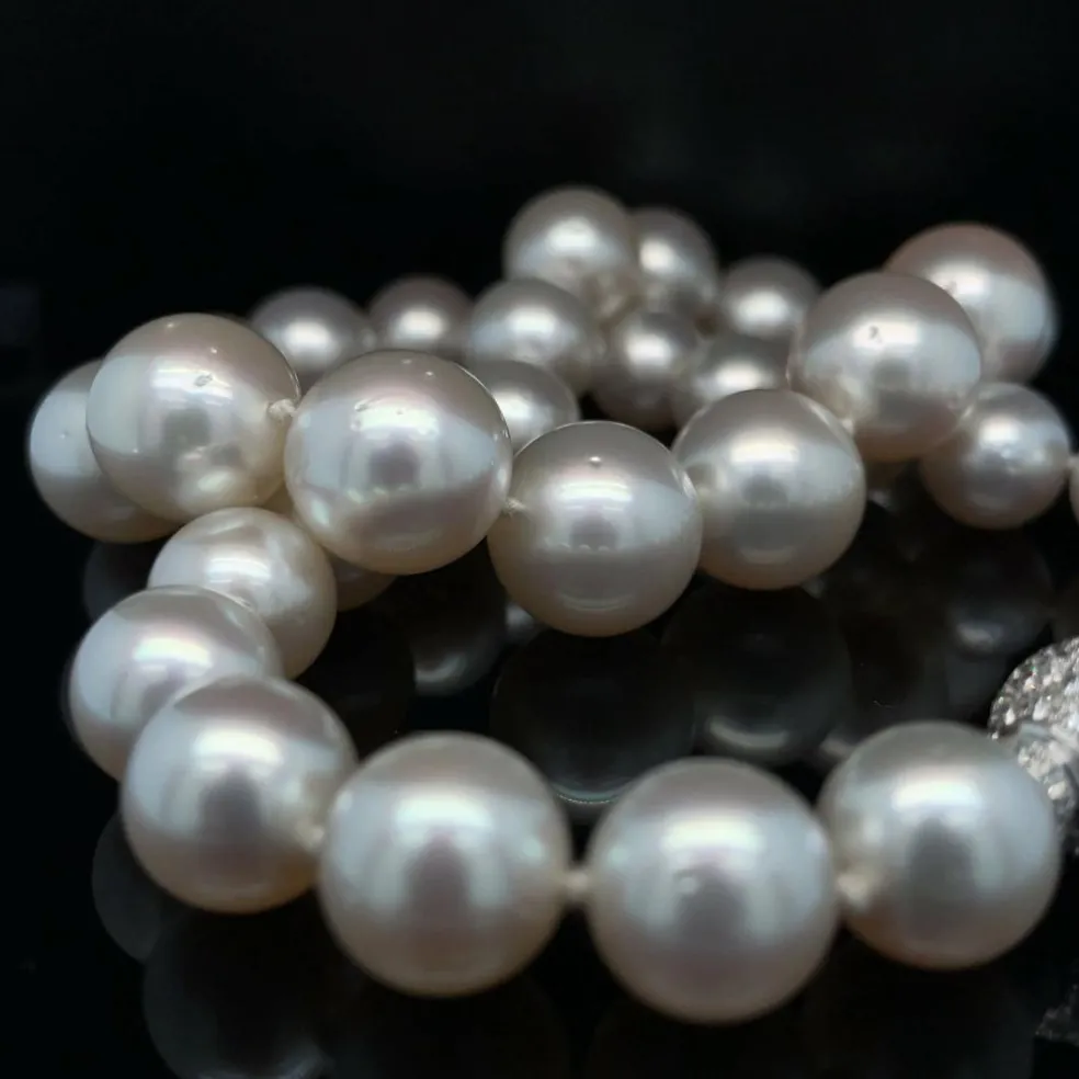 Collier Diamants Perles blanches d'Australie