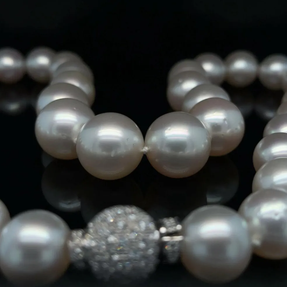 Collier Diamants Perles blanches d'Australie