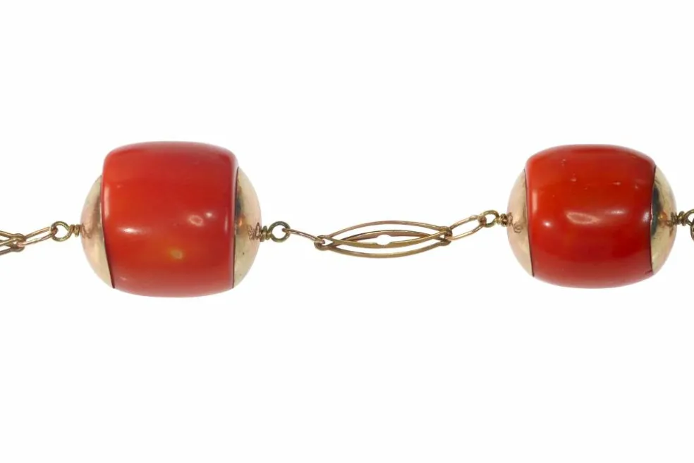 Collier double rang avec perles de corail