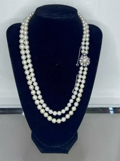 Collier Double Rangs 124 Perles de culture, fermoir or et diamants