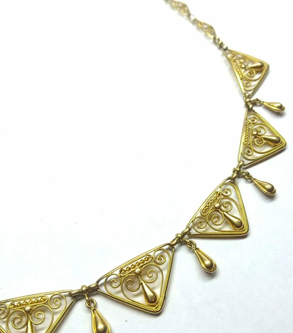 Collier draperie ancien en or jaune, fin XIXe siècle