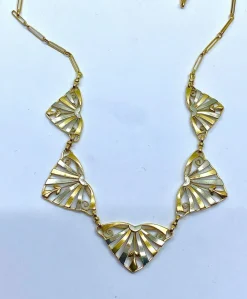 Collier draperie or jaune et or blanc, époque 1900/1930