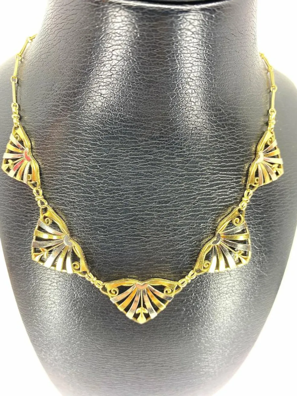 Collier draperie or jaune et or blanc, époque 1900/1930
