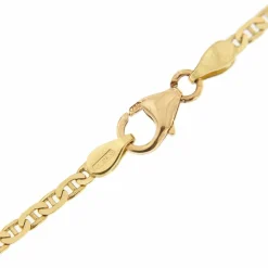 Collier en mailles croisées
