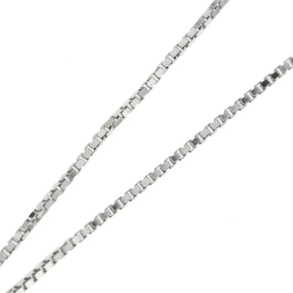 Collier en or avec E et diamants