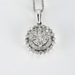 Collier en Or Blanc & diamants