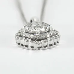 Collier en Or Blanc & diamants
