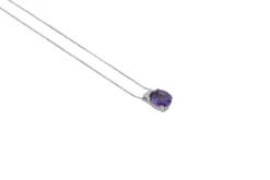 Collier en or blanc avec améthyste et diamant
