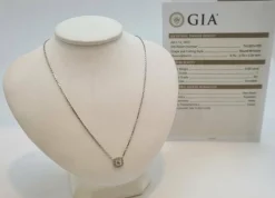 Collier en Or blanc, diamants