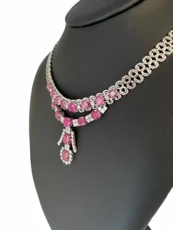Collier en or blanc diamants et rubis certificat IGI
