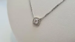 Collier en Or blanc, diamants