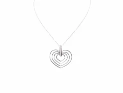 Collier en or blanc et 4 coeurs