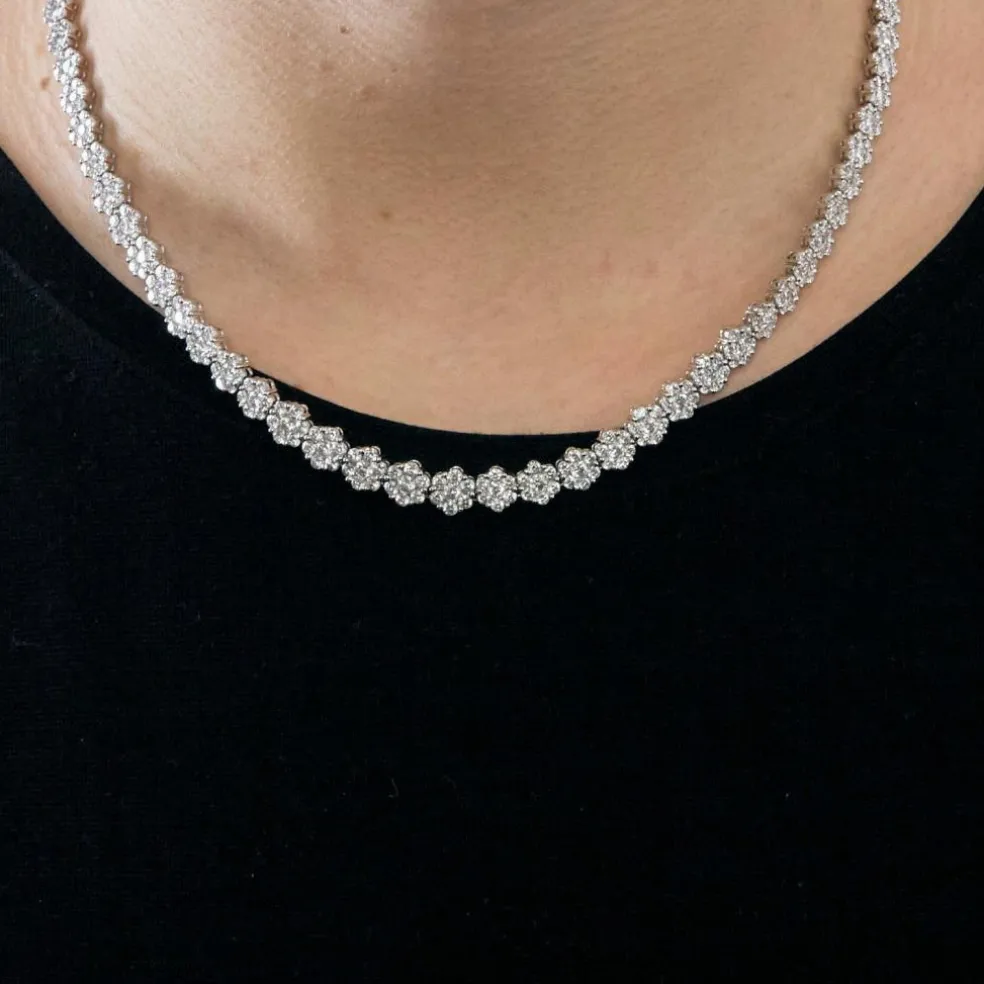 Collier en or blanc et diamants