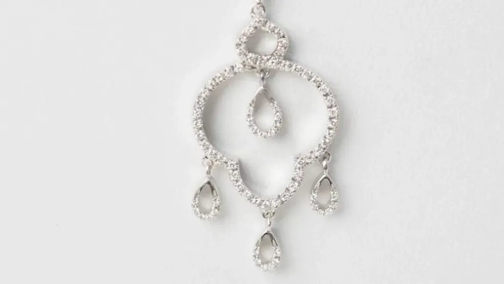 Collier en or blanc et diamants