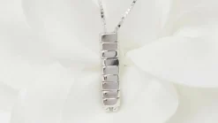 Collier en or blanc et diamants