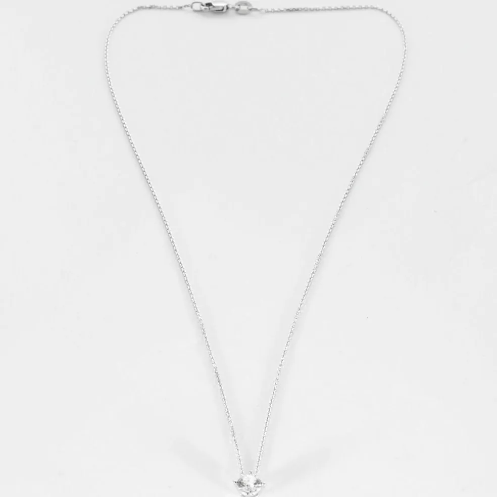 Collier en or blanc et pendentif diamant