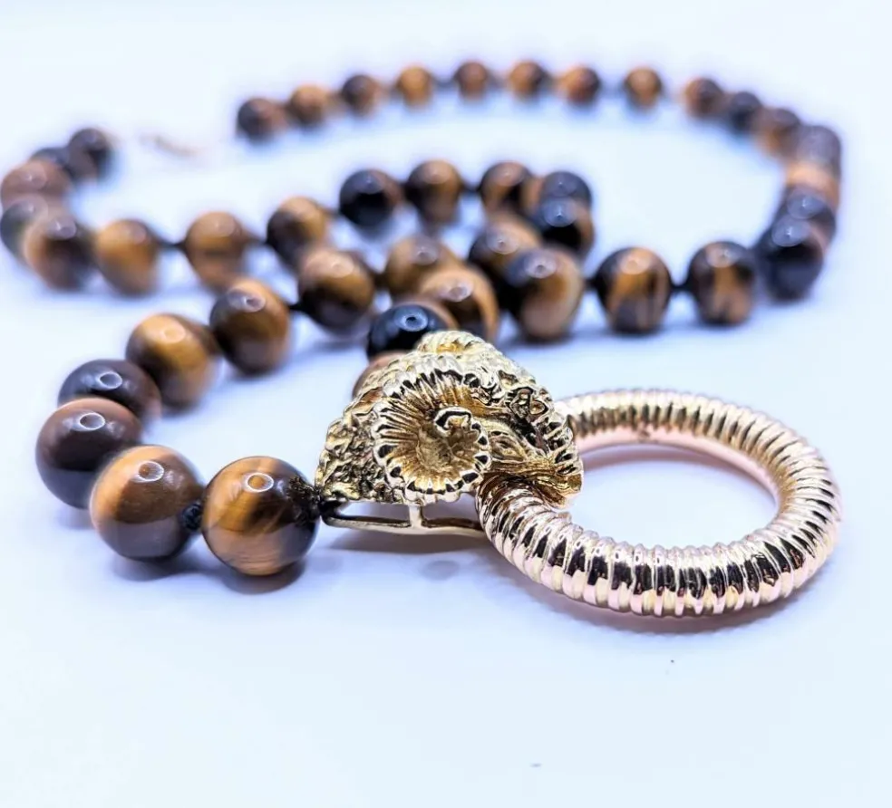 Collier en or et oeil-de-tigre
