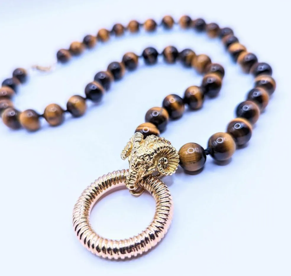 Collier en or et oeil-de-tigre