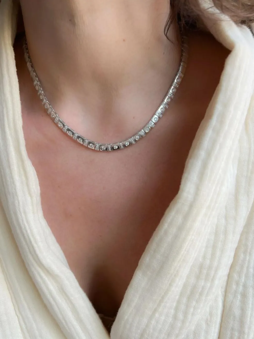 Collier en or gris et diamant