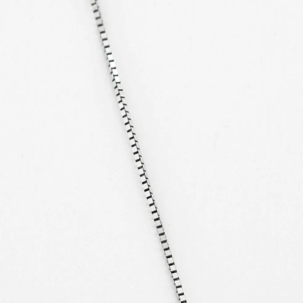 Collier en or gris et pendentifs en diamants