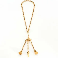 Collier en or jaune centré d'une châtelaine