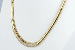 Collier en or jaune diamants