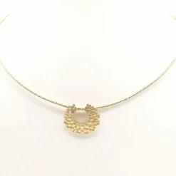 Collier en or jaune diamants