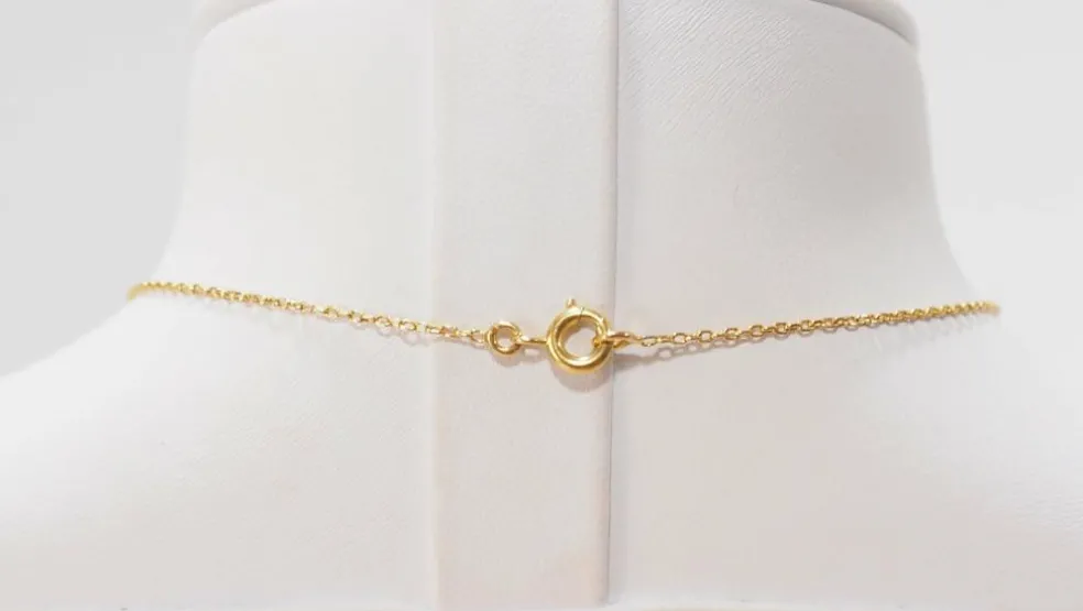 Collier en Or jaune, diamants