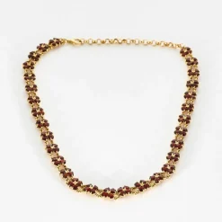 Collier en or jaune et grenat