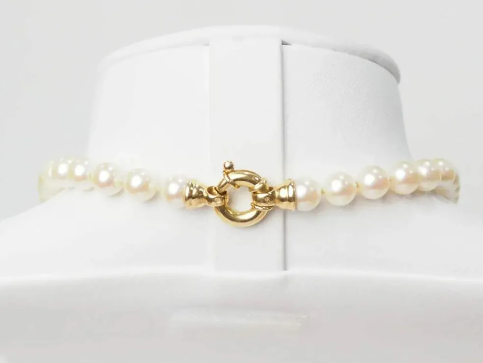 Collier en or jaune et perles d'Akoya