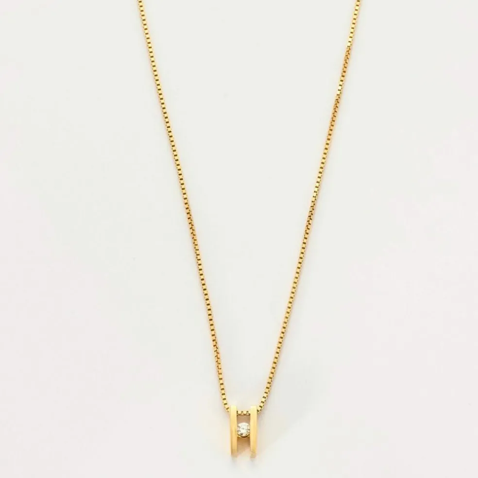 Collier en or jaune et pendentif diamant