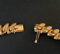 Collier en or jaune et platine serti de 48 diamants