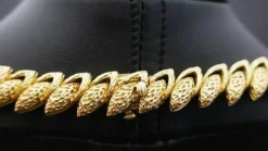 Collier en or jaune et platine serti de 48 diamants