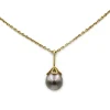 Collier en or jaune, perle grise