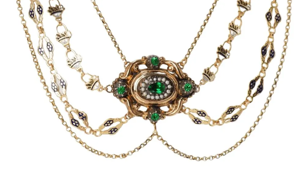 Collier en or émaillé et perles fines