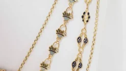 Collier en or émaillé et perles fines